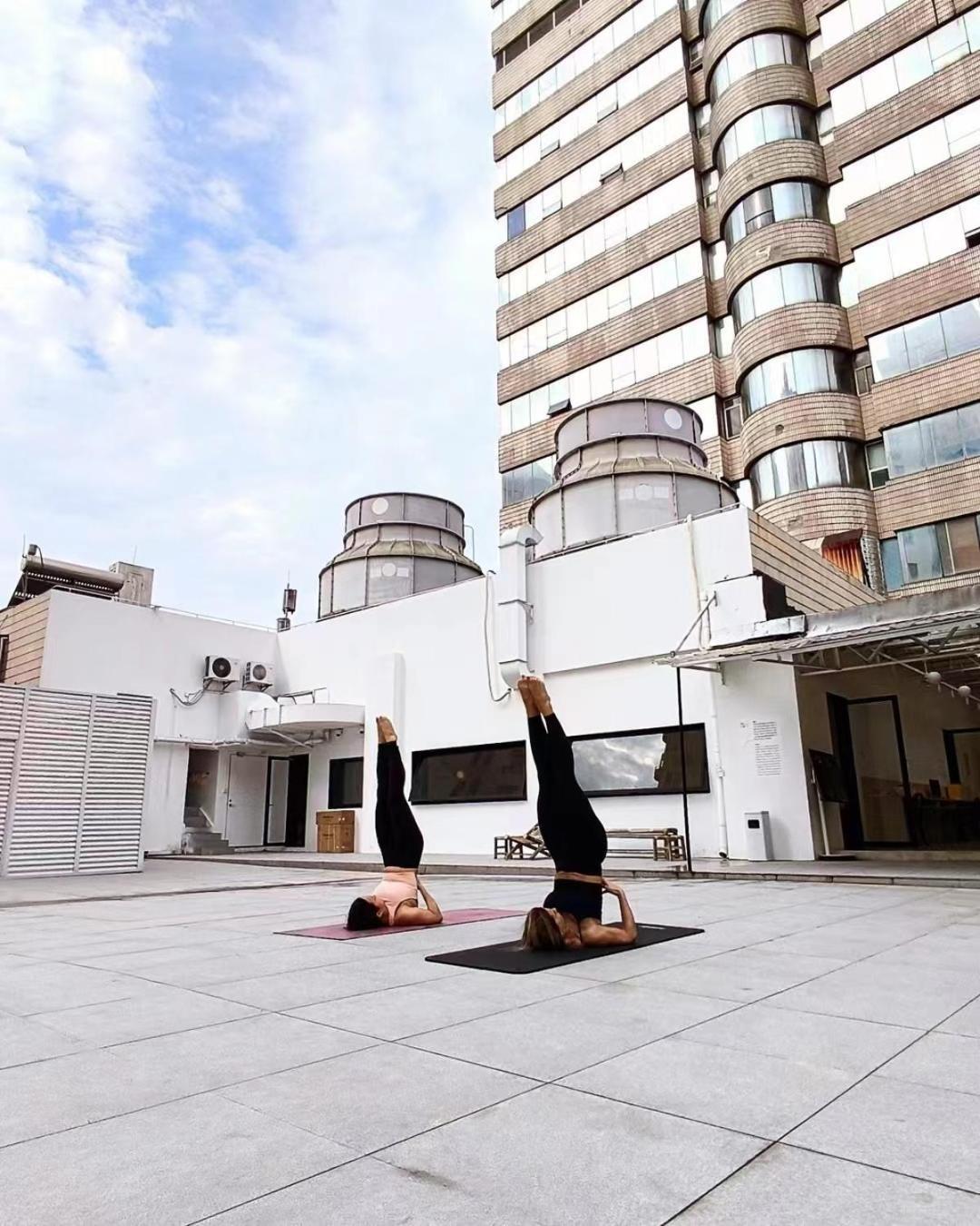 Hi Cozy International Youth Hostel East Nanjing Road & The Bund - Free Gym เซี่ยงไฮ้ ภายนอก รูปภาพ
