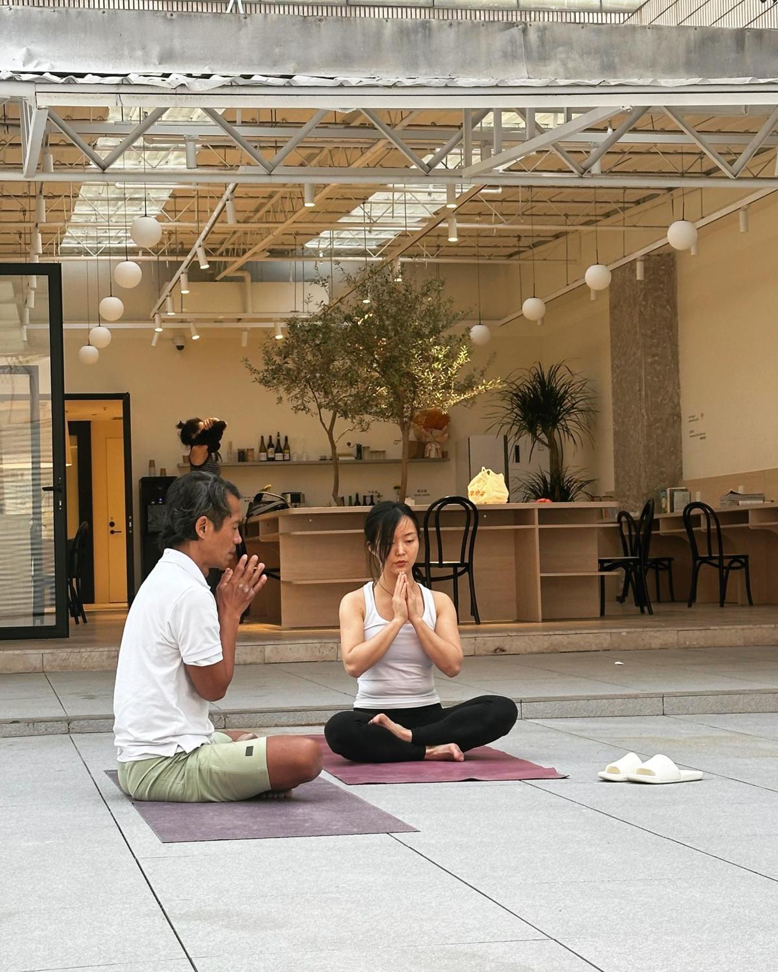 Hi Cozy International Youth Hostel East Nanjing Road & The Bund - Free Gym เซี่ยงไฮ้ ภายนอก รูปภาพ