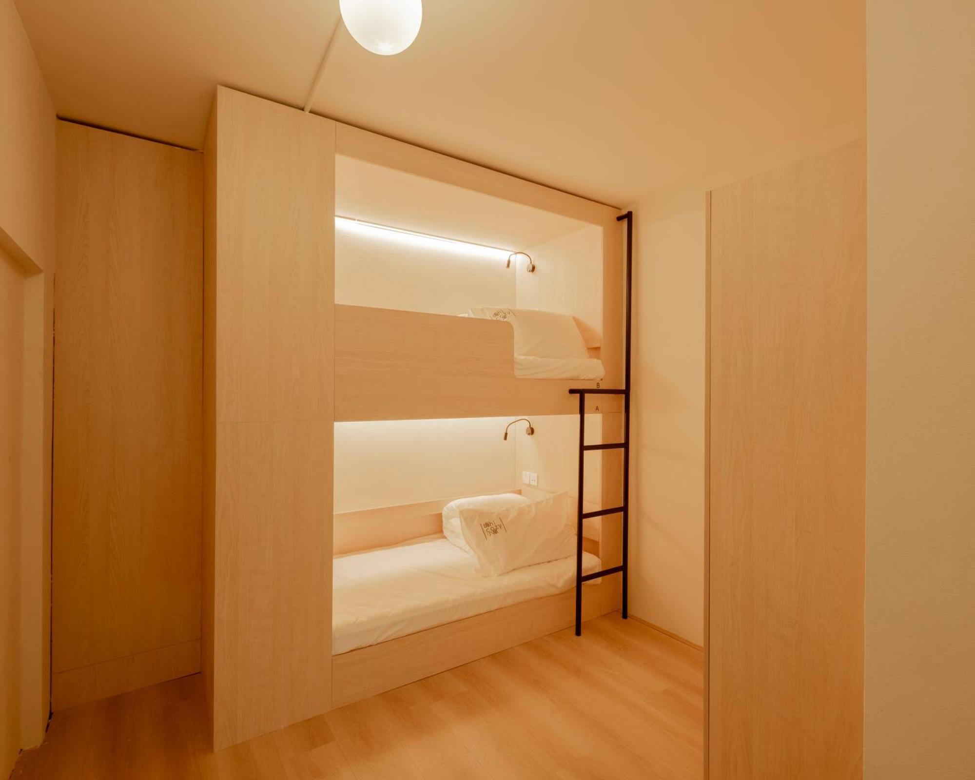 Hi Cozy International Youth Hostel East Nanjing Road & The Bund - Free Gym เซี่ยงไฮ้ ห้อง รูปภาพ