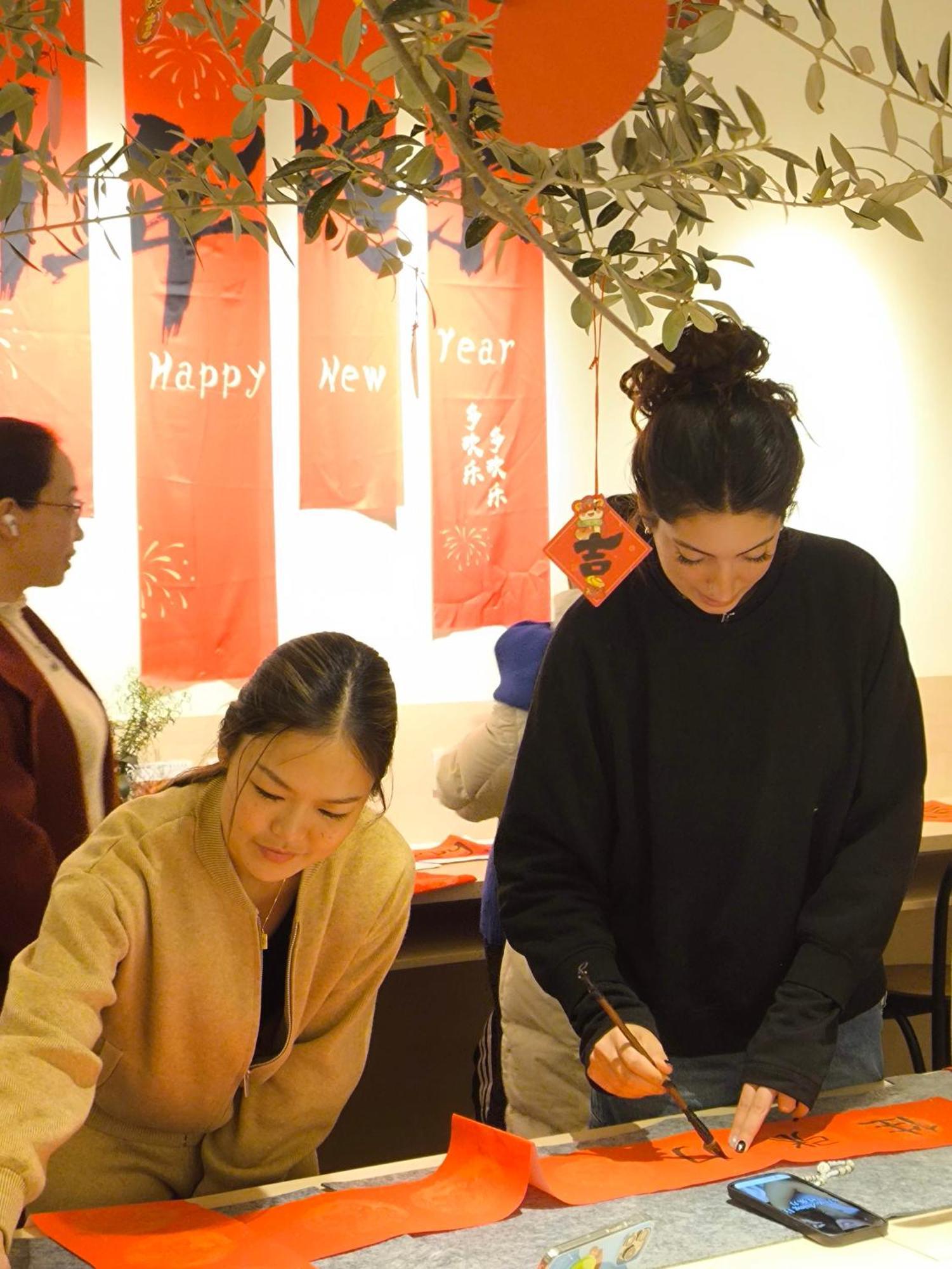 Hi Cozy International Youth Hostel East Nanjing Road & The Bund - Free Gym เซี่ยงไฮ้ ภายนอก รูปภาพ